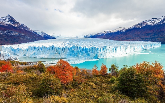 Sông băng Perito Moreno là một địa điểm du lịch Nam Mỹ