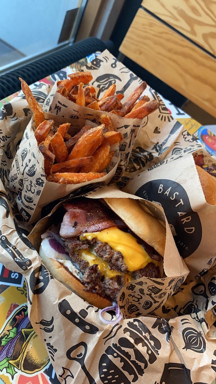 Đến thành phố Lulea nên Thưởng thức đồ ăn tại Bastard Burgers