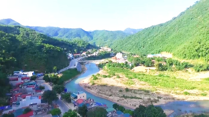 Ngam Quan Son village - Hard Bridge