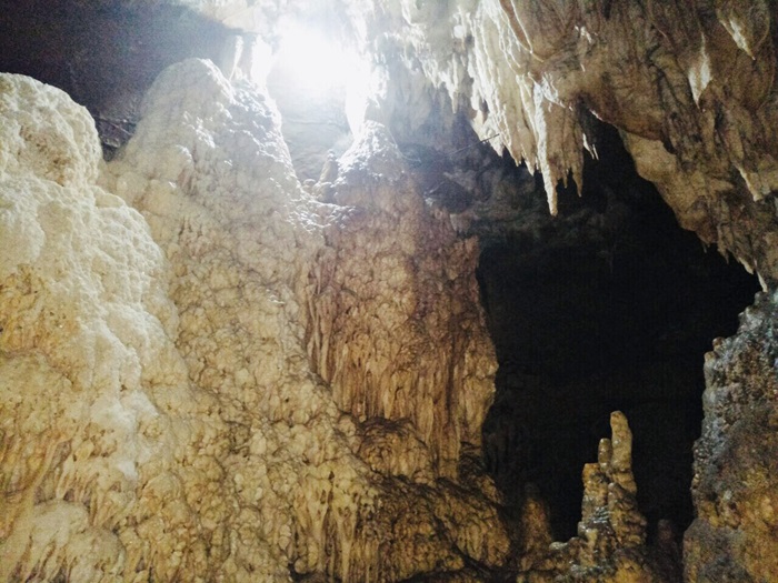 Ngam Quan Son village - Bo Cung cave