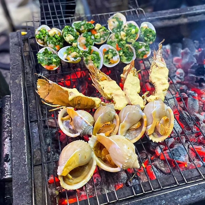 Tien Trang beach Thanh Hoa - seafood