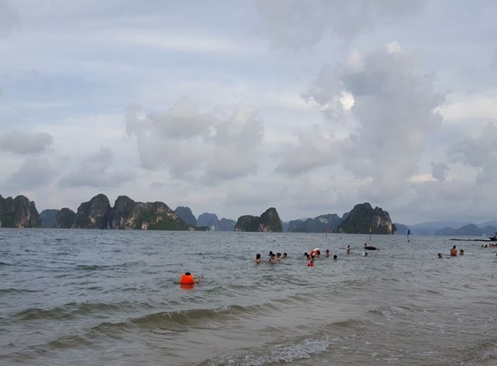 Quan Lan tourist attractions - Viet My beach