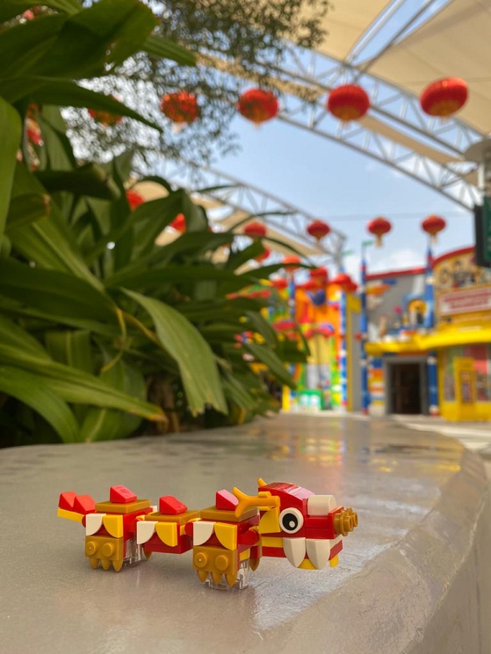 Xếp những khối Lego của riêng bạn tại công viên giải trí Legoland Dubai