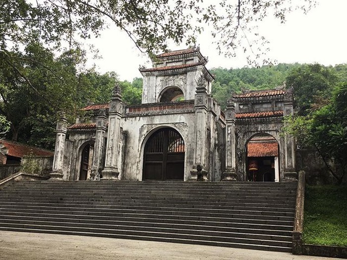 di tích lịch sử ở Thanh Hóa - đền Bà Triệu