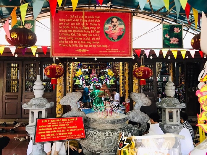 Gia Binh Bac Ninh tourist destination - Tam Phu Temple