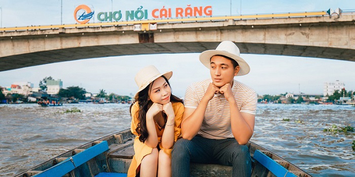 Romantic dating location in Can Tho, Cai Rang floating market