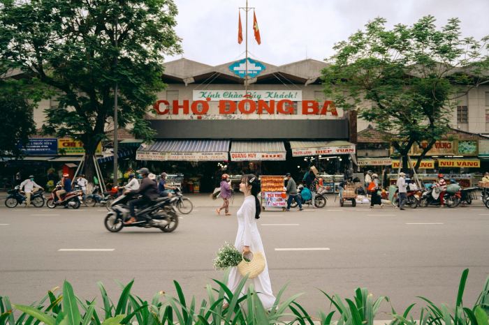 Dong Ba Market is a free tourist destination in Hue