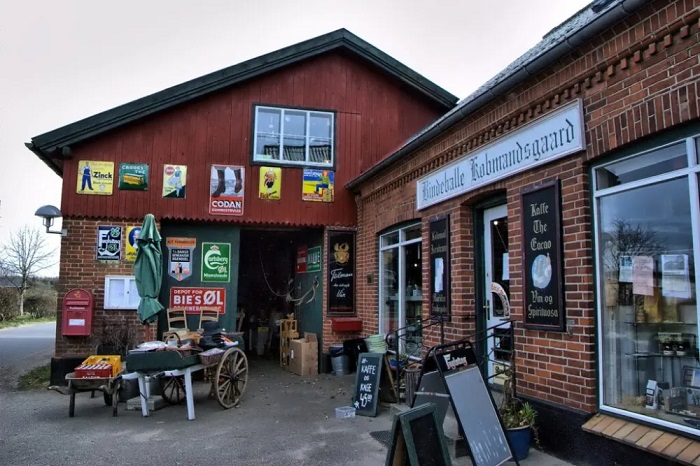Cửa hàng Bindeballe Kobmandsgaard - du lịch Billund