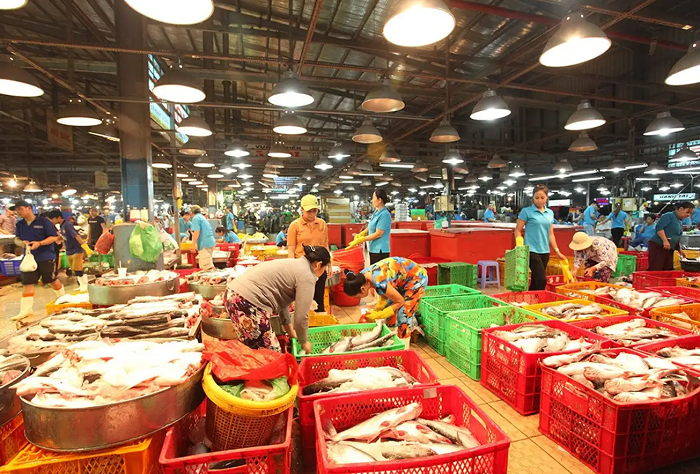 Explore Binh Dien market, seafood market