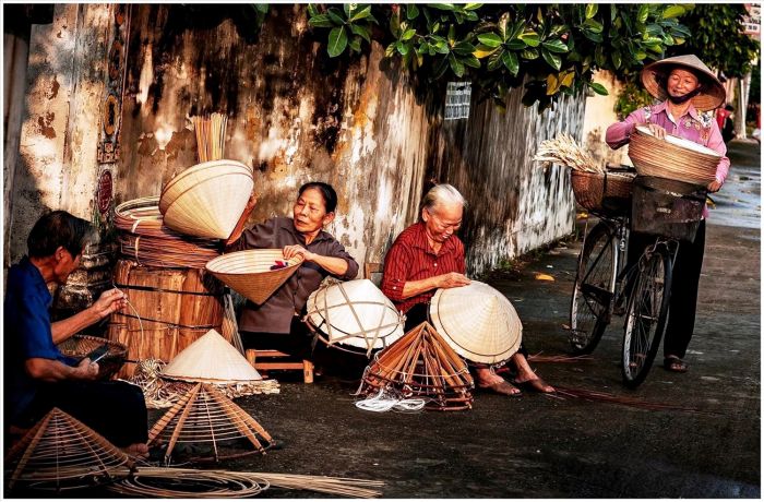 vẻ đẹp của nón Làng nón Phú Cam