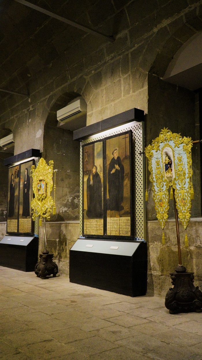Ghé thăm bảo tàng tại nhà thờ San Agustin