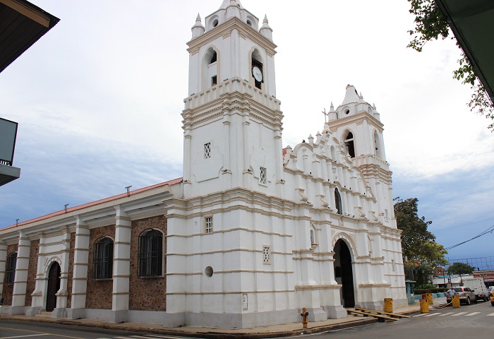 Nhà thờ San Juan Bautista de Chitré là điều tuyệt vời khi đến bán đảo Azuero 