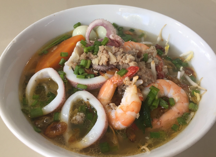 Famous delicious squid noodle soup restaurants in Vung Tau - Trang restaurant