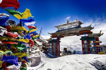 Du lịch đến thị trấn Tawang ẩn mình trên dãy Himalaya Ấn Độ