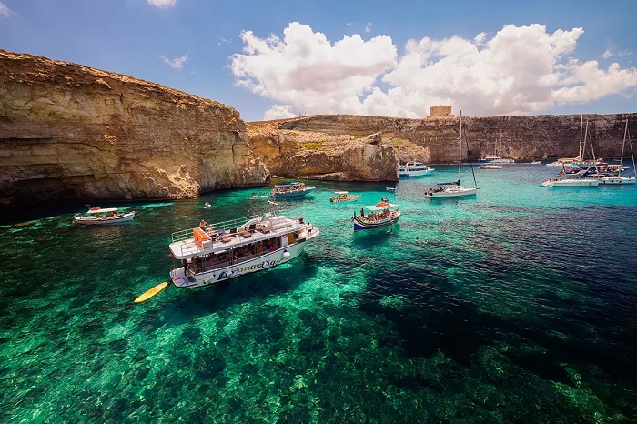 Crystal Lagoon -  Blue Lagoon ở Malta