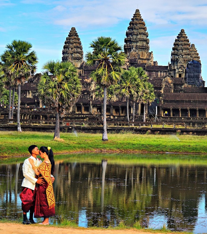 Angkor Wat là vùng đất thiêng trên thế giới có hơn 100 ngôi đền lớn nhỏ