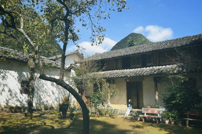 Sa Phin Ha Giang commune has the Vuong family mansion with many beautiful check-in corners