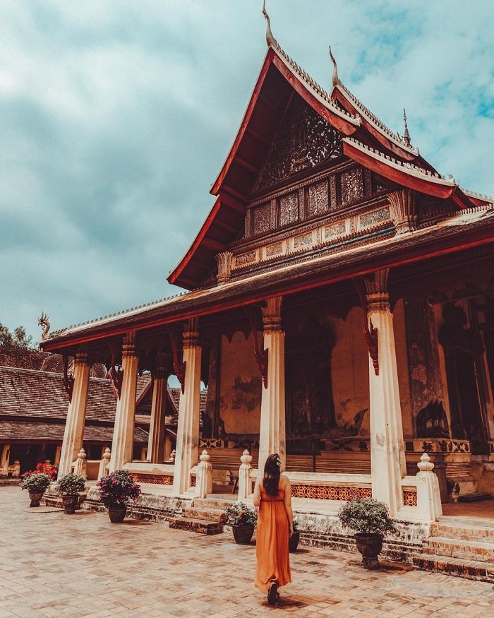 Wat Sisaket là địa điểm tham quan kết hợp với dinh Tổng thống Lào 