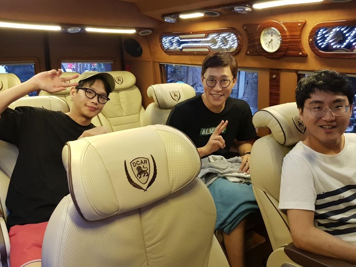 hãng xe limousine Hạ Long - Hà Nội - Luxury Trans Vietnam