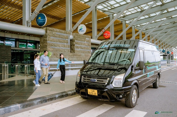 hãng xe limousine Hạ Long - Hà Nội - Vân Đồn Xanh Limousine 