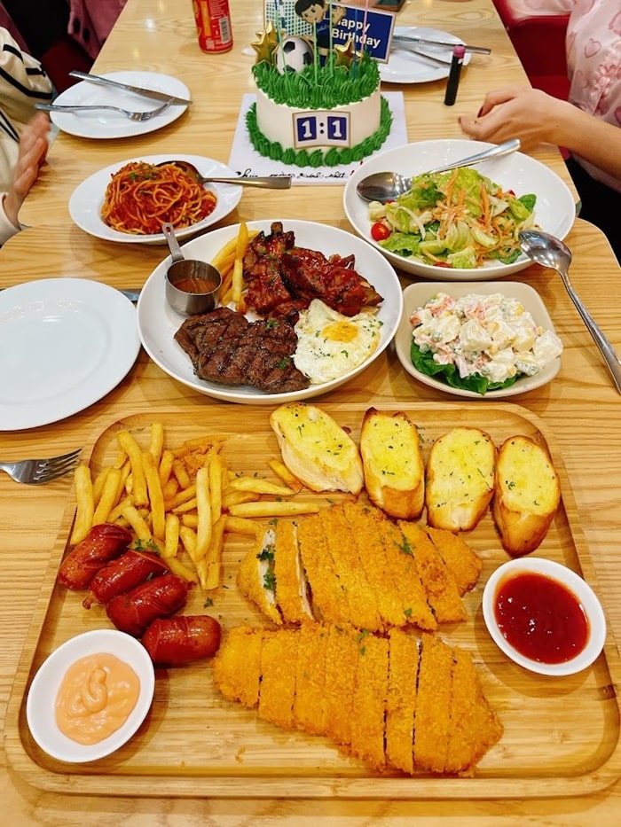 nhà hàng Âu ở Hải Phòng - Chicago's PIZZA & grill 184 Cát Dài