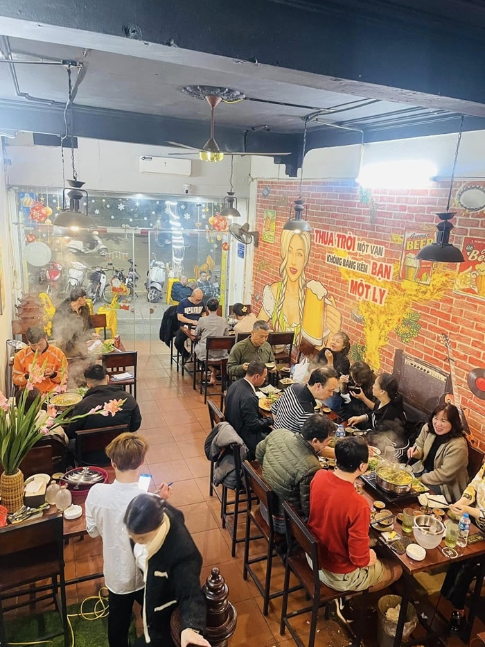 quán lẩu đuôi bò ngon Hà Nội - Huyền Beer Garden