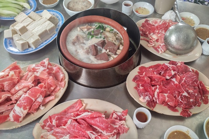 quán lẩu đuôi bò ngon Hà Nội - Lẩu đuôi bò Hạnh Nổ