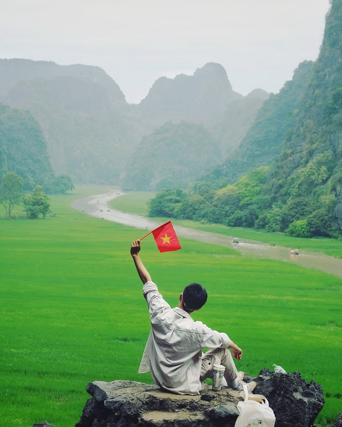 Tam Cốc là một trong những cánh đồng lúa đẹp nhất Việt Nam mang đến trải nghiệm khó quên cho du khách