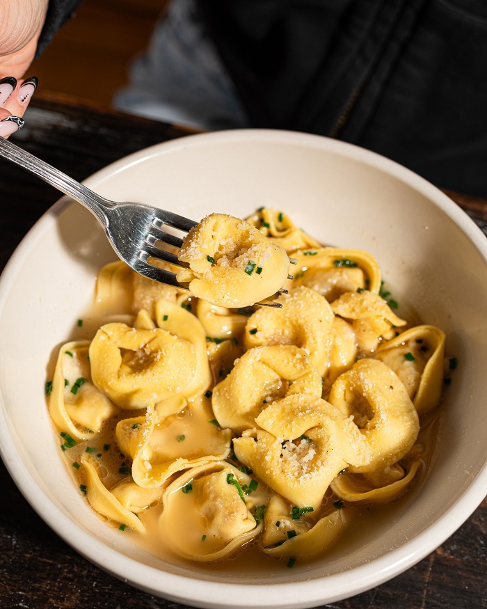 Tortellini in Brodo là món ăn Giáng sinh ở Ý phổ biến