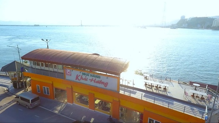 nhà hàng view biển Hạ Long - Nhà hàng Khải Hương