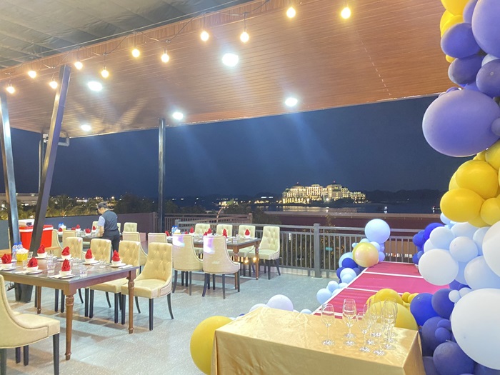 nhà hàng view biển Hạ Long - Nhà hàng Phương Thủy