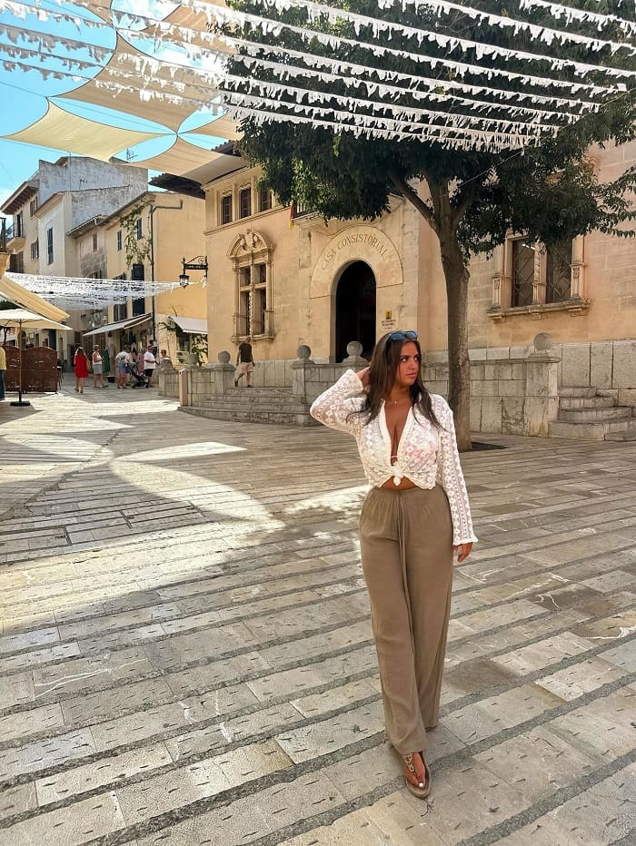 Khám phá phố cổ Alcudia Tây Ban Nha