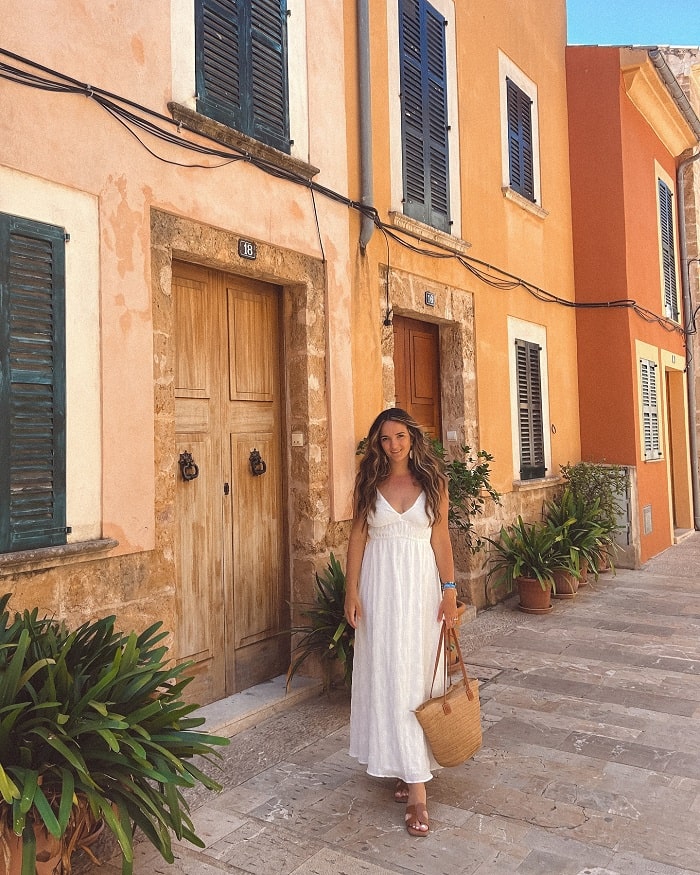 Khám phá phố cổ Alcudia Tây Ban Nha