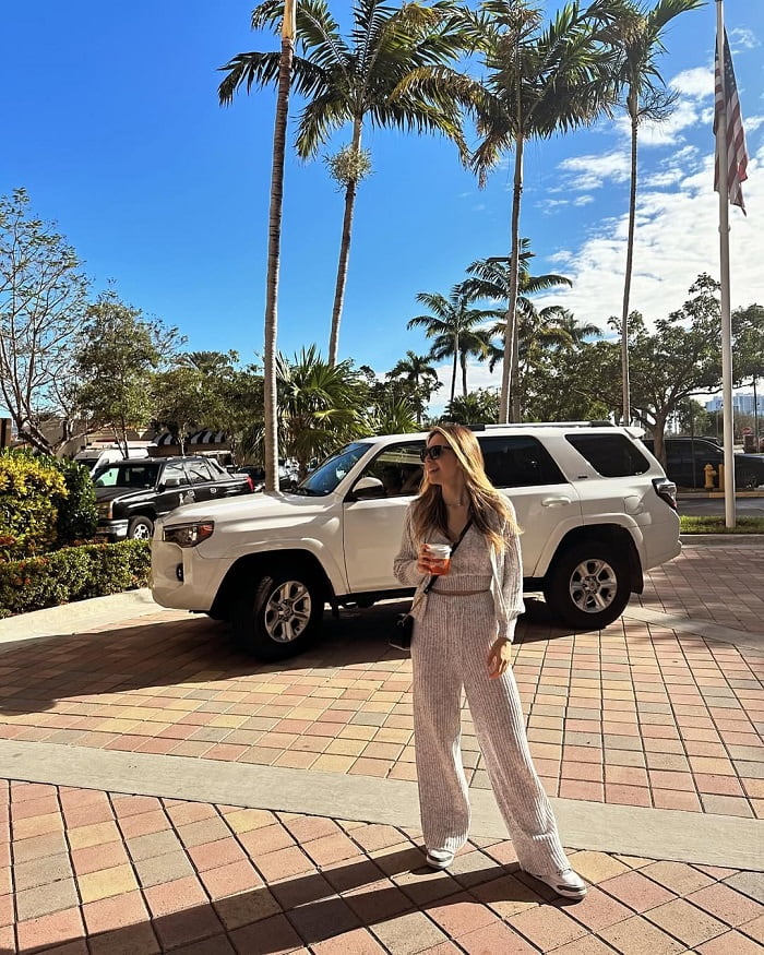 Check in thị trấn Palm Beach Mỹ 