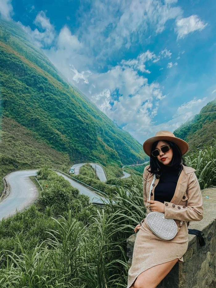 Dốc Thẩm Mã, cung đường có sức hút mạnh mẽ đối với phượt thủ mê xê dịch - Ảnh: Internet