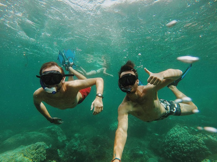 Đến đảo Cồn Cỏ, du khách đừng quên trải nghiệm lặn ngắm san hô, khám phá thế giới đại dương - Ảnh: Internet