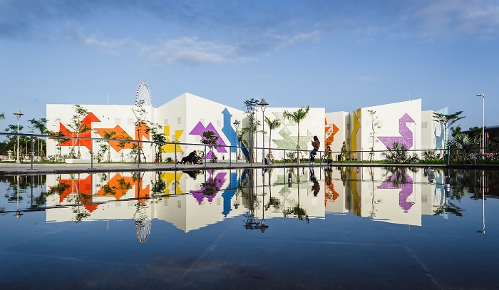 Cung Thiếu nhi Đà Nẵng sở hữu lối kiến trúc độc đáo,  lấy cảm hứng từ trò chơi xếp hình Tangram - Ảnh: Internet