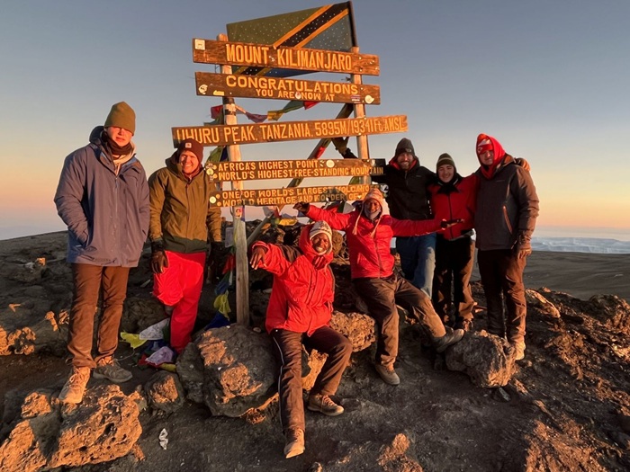  Kilimanjaro - kỳ quan thiên nhiên ở châu Phi được nhiều tín đồ du lịch chinh phục - Ảnh: Viettourist