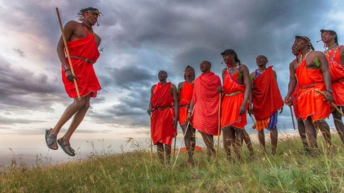 Cú nhảy cao của bộ tộc Maasai - Ảnh: Khoa Học