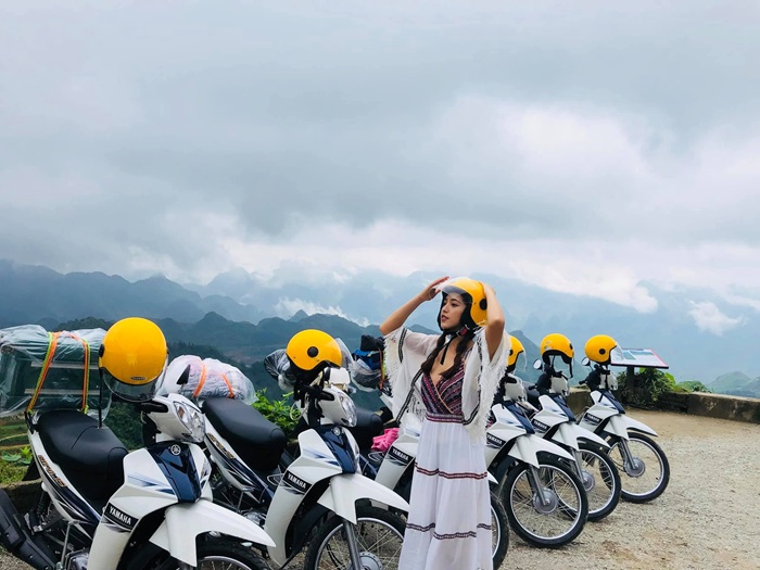 Cần đảm bảo mũ bảo hiểm đạt độ an toàn cao khi phượt Hà Giang bằng xe máy - Ảnh: Vietnam Cheers Hostel