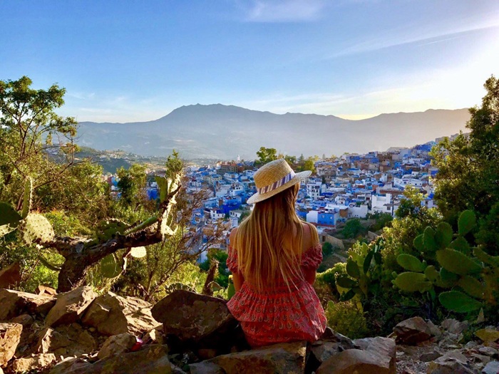 Cung màu xanh chủ đạo ở thành phố Chefchaouen - Ảnh: Simple Morocco