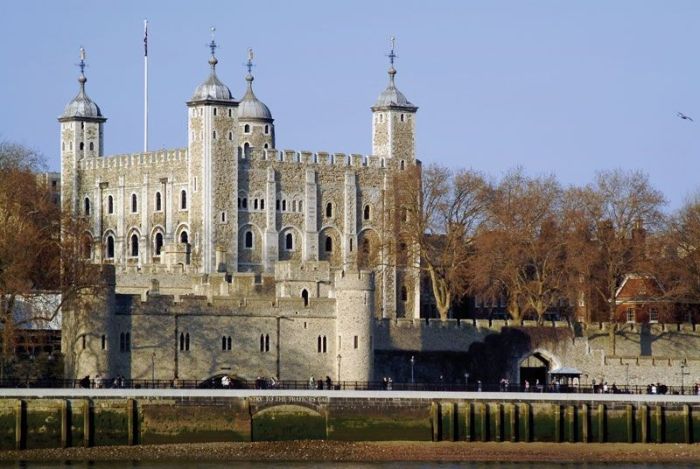 London có gì nổi tiếng - Tower of London là minh chứng lịch sử vượt thời gian. Nguồn: Encyclopedia Britannica