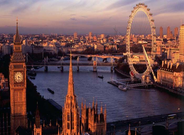 Ngắm nhìn toàn cảnh các công trình kiến trúc tại thủ đô nước Anh từ vòng quay