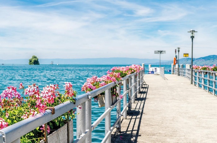 Thành phố Montreux duyên dáng là điểm đến du lịch châu Âu mùa xuân hấp dẫn
