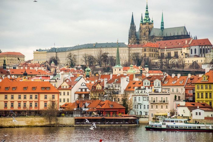 Du lịch Châu Âu tháng 8 - Prague