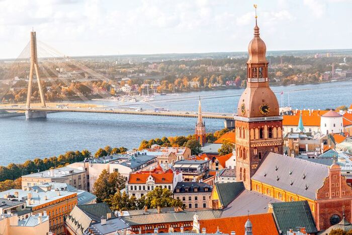 Du lịch Đông Âu mùa nào đẹp nhất - Thủ đô xinh đẹp Riga tại Latvia