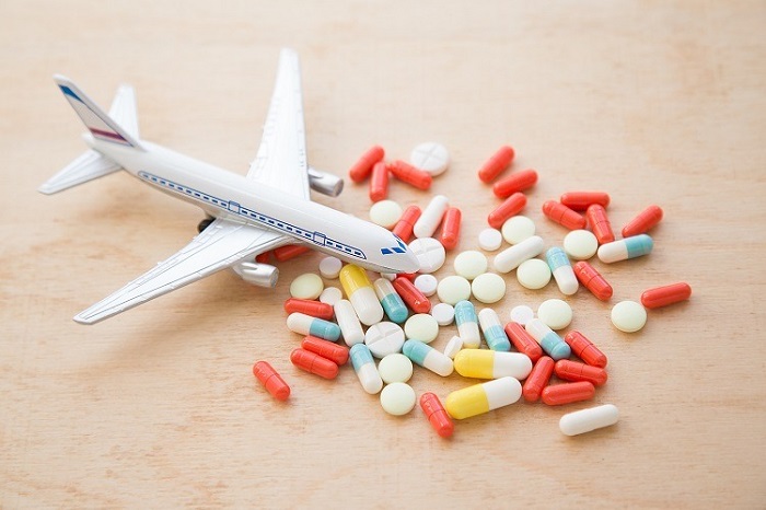 Mang theo các loại thuốc thiết yếu khi đi du lịch - Kinh nghiệm chuẩn bị đồ đi du lịch châu Âu