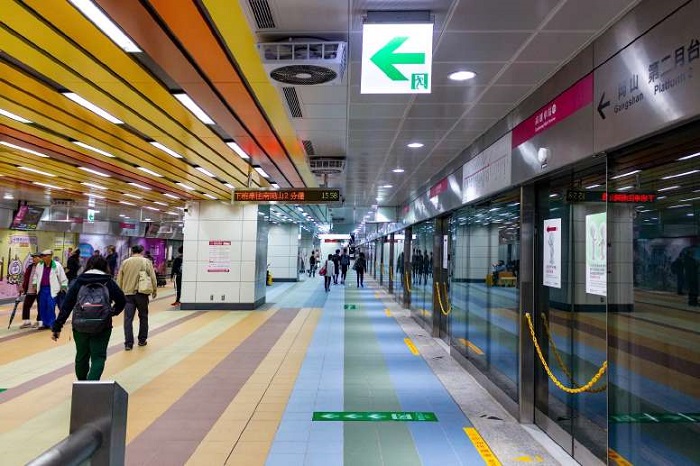 Di chuyển bằng tàu điện ngầm ở Đài Trung mang lại cảm giác thoải mái, thuận tiện - Cách đi lại ở Đài Trung