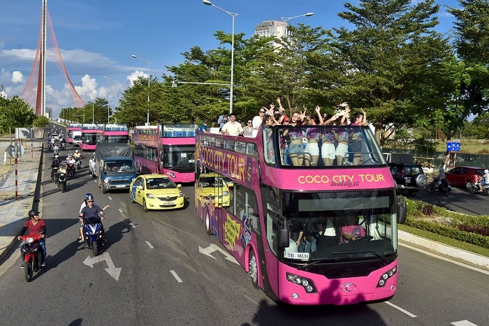Bạn đã thử dịch vụ xe buýt hai tầng mui trần của Coco Bus Tour chưa?