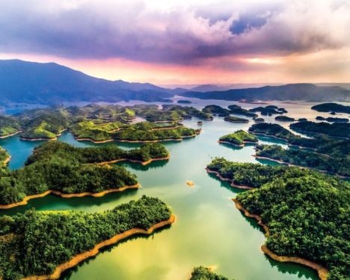 Review du lịch Đắk Nông 2 ngày không thể bỏ qua hồ Tà Đùng